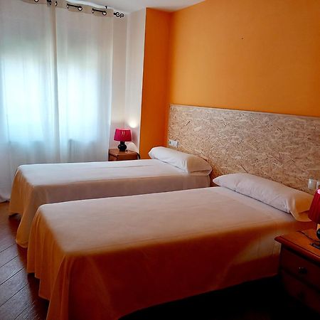 Hotel Rural Orquidea Velilla del Rio Carrion Екстер'єр фото