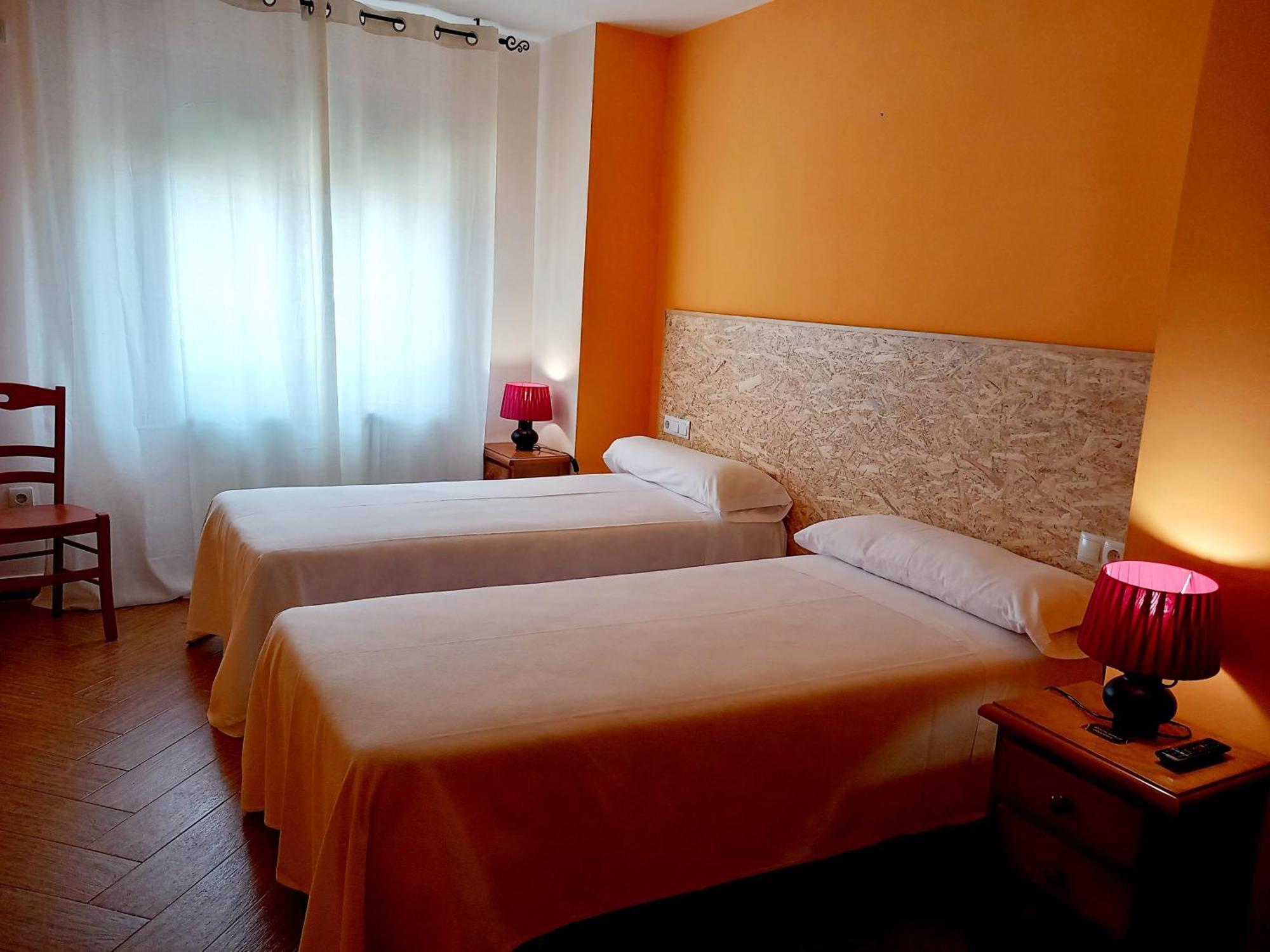 Hotel Rural Orquidea Velilla del Rio Carrion Екстер'єр фото