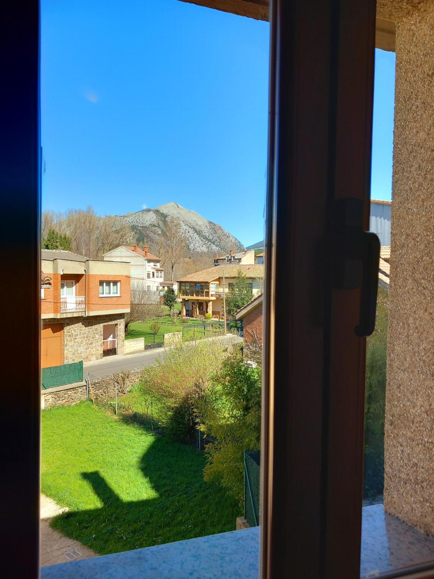 Hotel Rural Orquidea Velilla del Rio Carrion Екстер'єр фото
